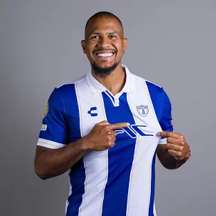Salomón Rondón: Striker Petarung dari Venezuela yang Nggak Pernah Setengah-Setengah