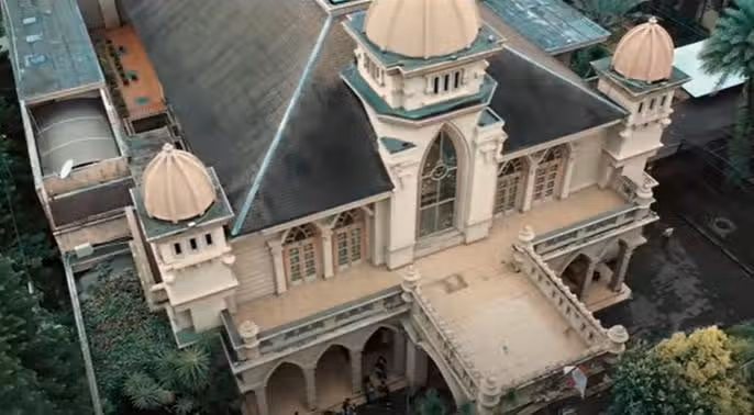 Rumah Mewah Artis Indonesia Yang Harganya Bikin Jantungan